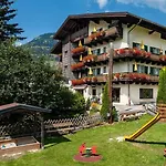 Steindlwirt Hotel 3*