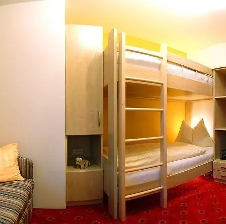 Hotel Steindlwirt 3*