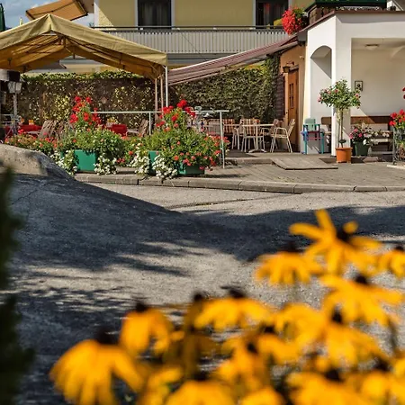 Steindlwirt Hotell 3*